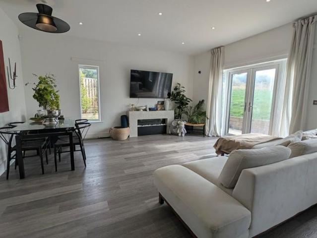 House for rent in Midway, Kent
