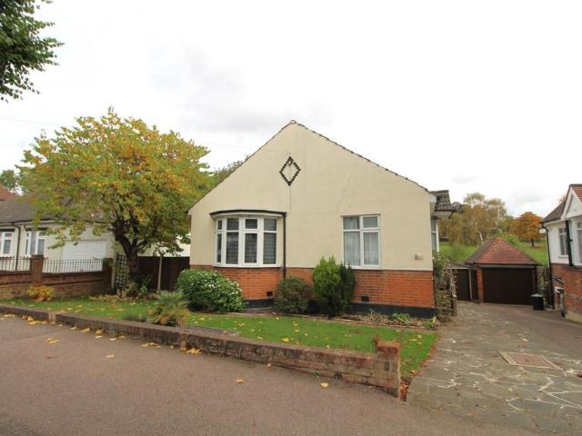 Bungalow for rent in Gidea Park, Isle Of Man