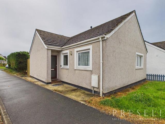 Bungalow for rent in Wales