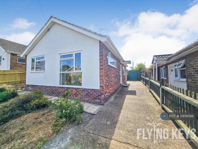 Bungalow for rent in Brentingby, Leicestershire