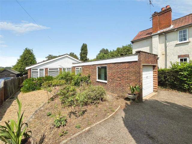 Bungalow for rent in Thorpe Green, Row Town