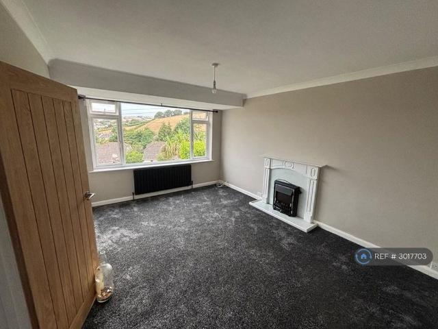 House for rent in Tweenaways, Livermead