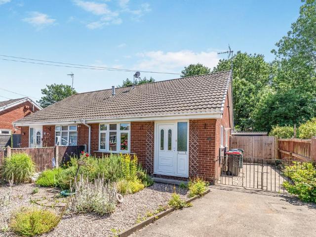 Bungalow for rent in Two Mills, Cheshire