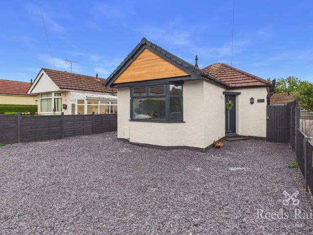 Bungalow for rent in Prestatyn