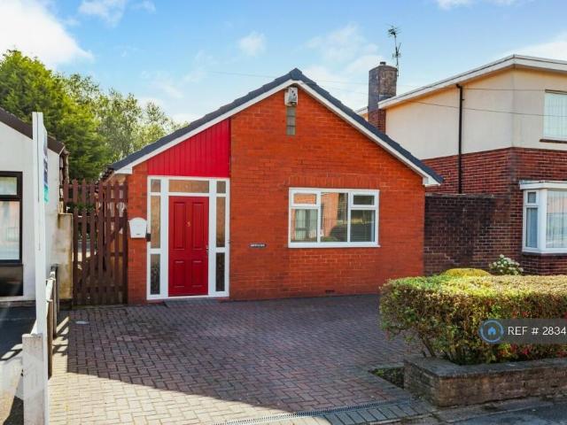 Bungalow for rent in Salford, Isle Of Man