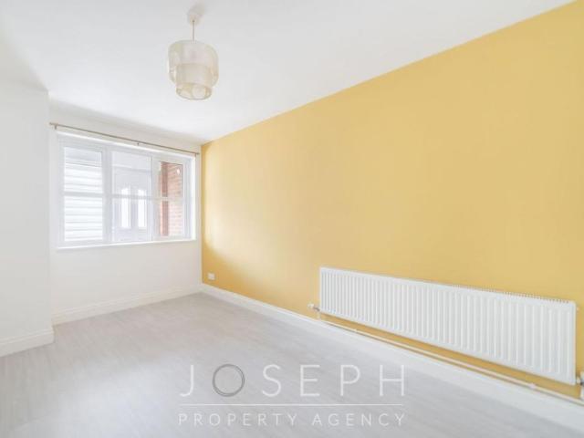 House for rent in Key Street, Suffolk