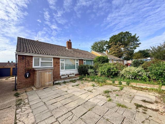 Bungalow for rent in Horam, Wealden