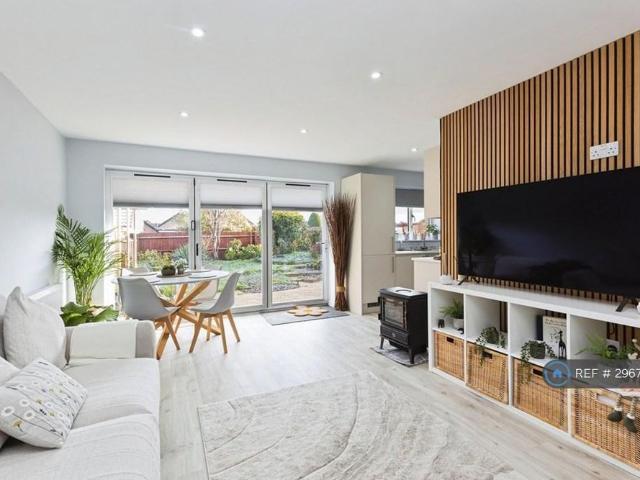 House for rent in Golden Valley, Gloucestershire