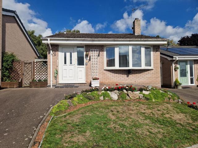 Bungalow for rent in Slitting Mill, Cannock Chase