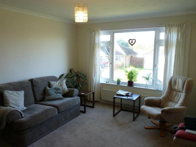 House for rent in Dormansland, Tandridge