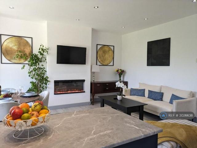 House for rent in West Ewell, Ewell