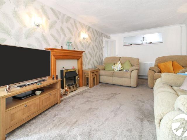 House for rent in The Knowle, Gravesham