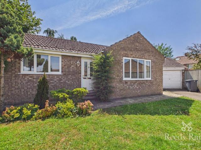 Bungalow for rent in Derwenthorpe, Osbaldwick