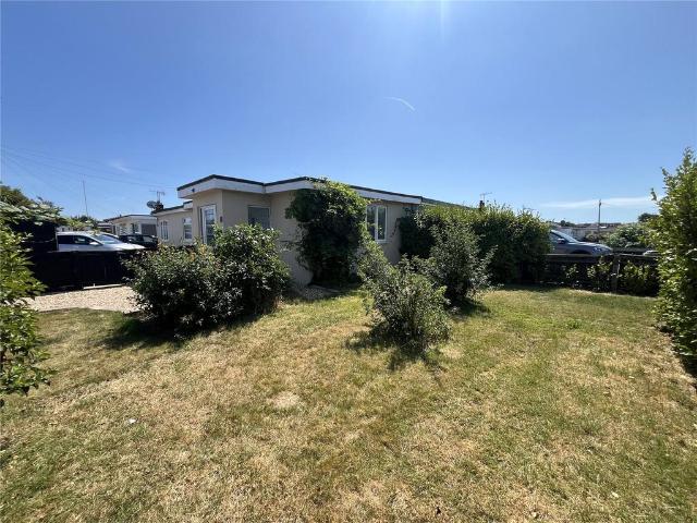 Bungalow for rent in Cross In Hand, East Sussex