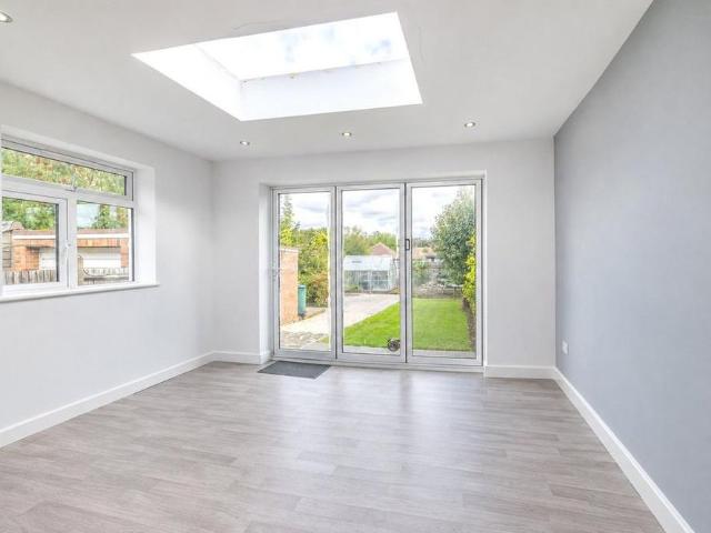 House for rent in Watford Rural, Batchworth
