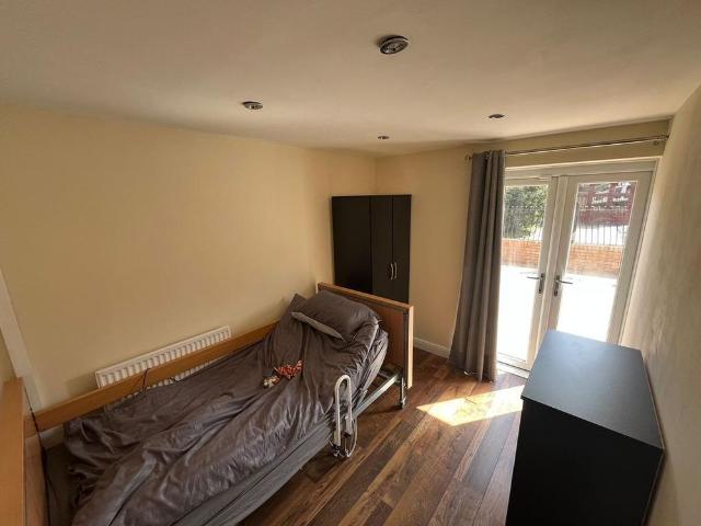 House for rent in Ashmore Lake, Willenhall
