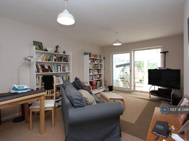 House for rent in Foxhayes, Watergate