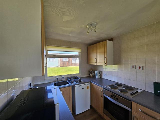 Bungalow for rent in Strode, Devon