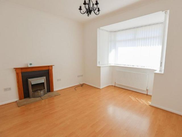 House for rent in Bare