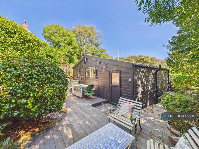 Bungalow for rent in Lamorna, Cornwall