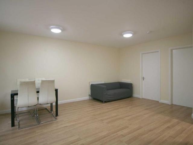 House for rent in London Borough of Redbridge, Greater London