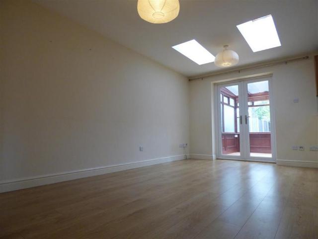 House for rent in Caldermill, East Midlands