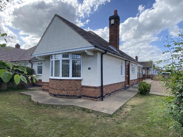 Bungalow for rent in Alverley, South Yorkshire