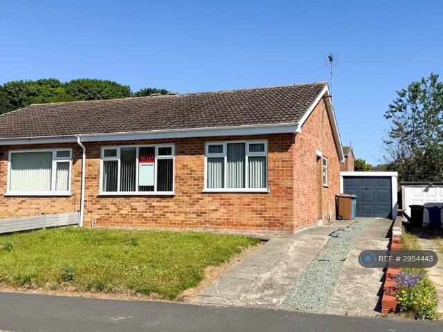 Bungalow for rent in Old Town, Bridlington