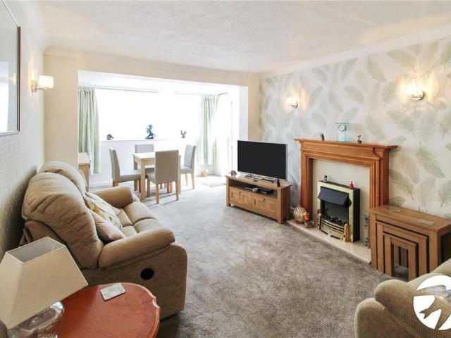 House for rent in The Knowle, Gravesham