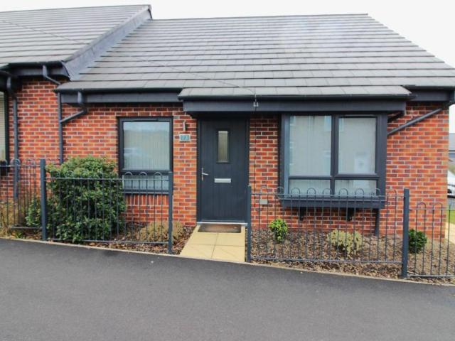 Bungalow for rent in Elmton, East Midlands