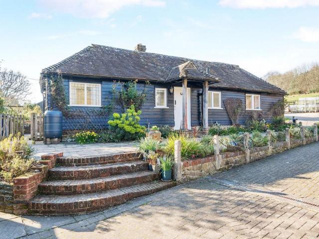 Bungalow for rent in Boundless, Waverley