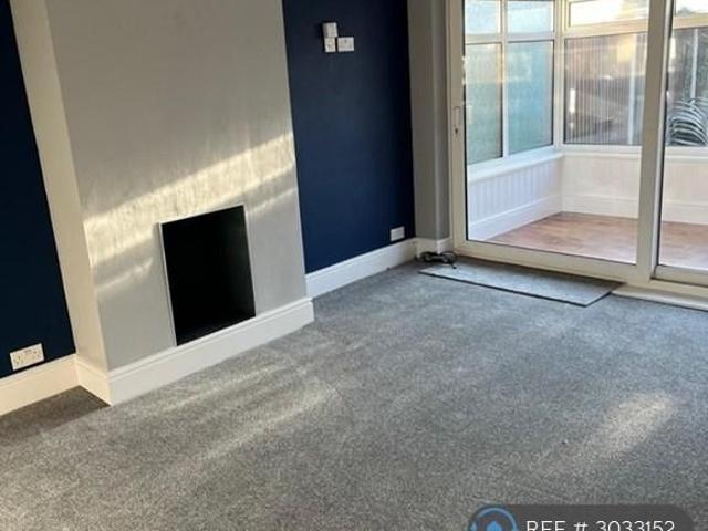 House for rent in Oxenden, The Bridge