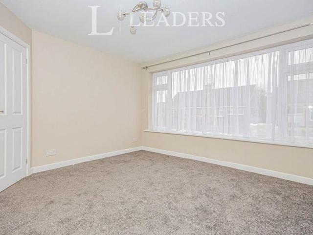 House for rent in Green Close, Warwickshire