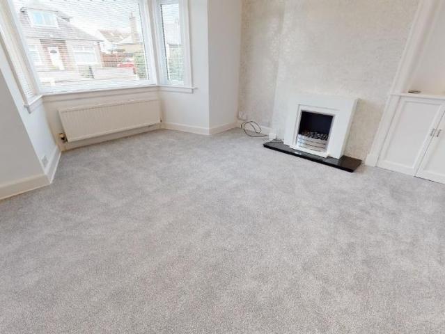 House for rent in Maybury, Scotland