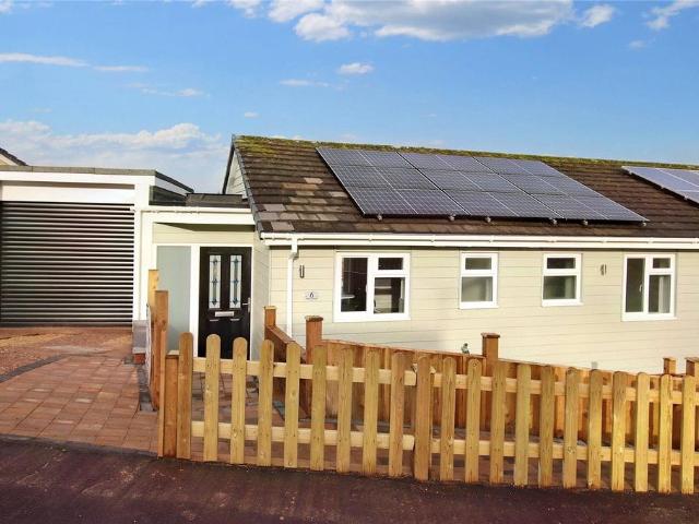 Bungalow for rent in Newton St Cyres, Devon