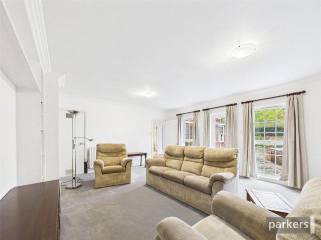 House for rent in Newtown, Reading