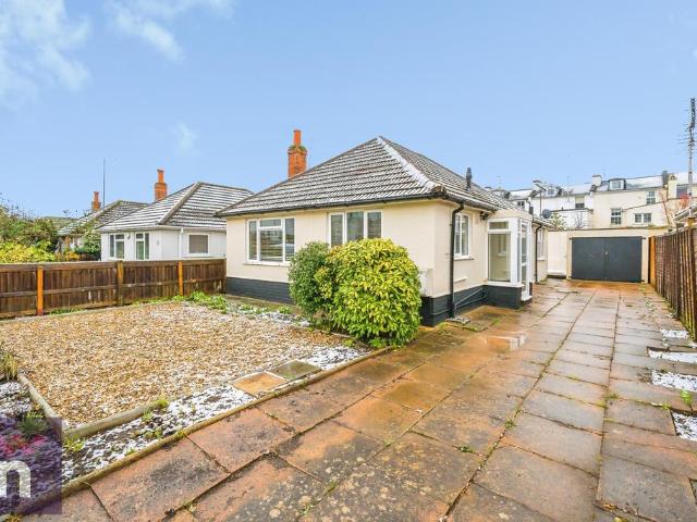 Bungalow for rent in Lynworth, Golden Valley