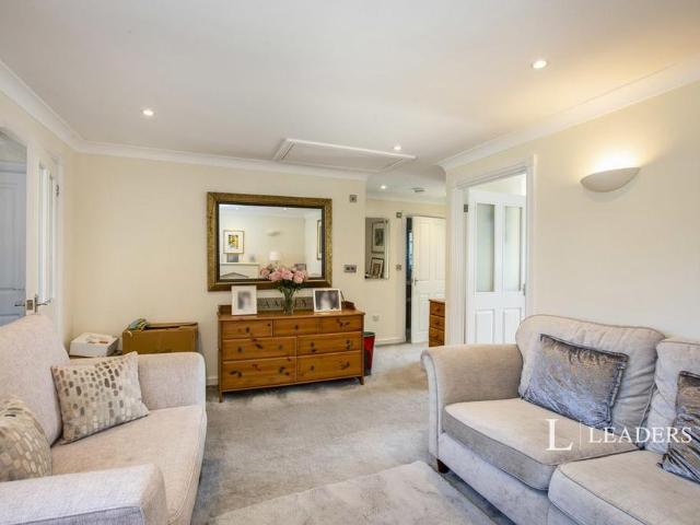 House for rent in North End, Perryfields
