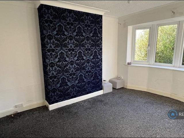House for rent in Queen's Park, Blackburn