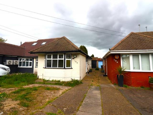 Bungalow for rent in Sundon Park, Isle Of Man