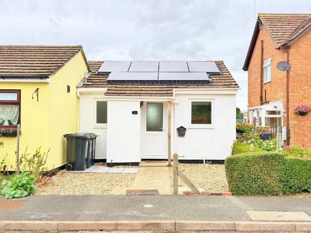 Bungalow for rent in Chippenham, Barway