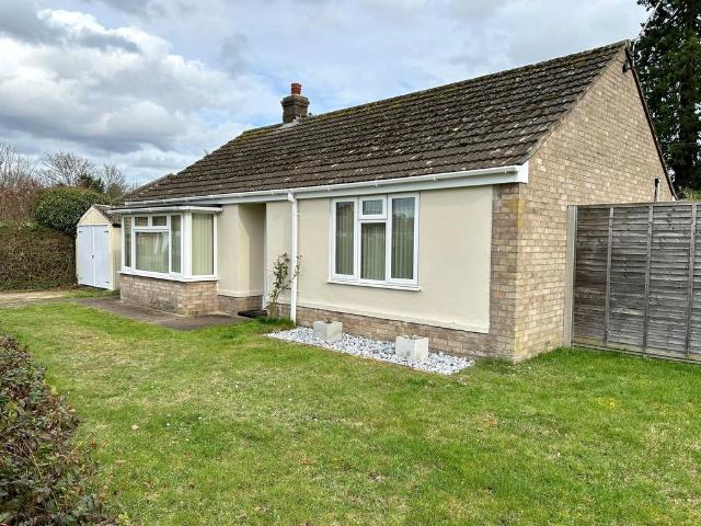 Bungalow for rent in Weeting-with-Broomhill, East Tuddenham