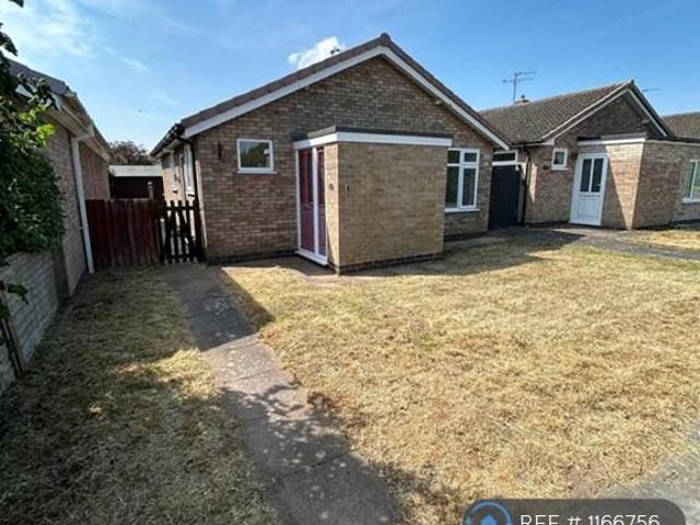 Bungalow for rent in Elmfield, Leicestershire