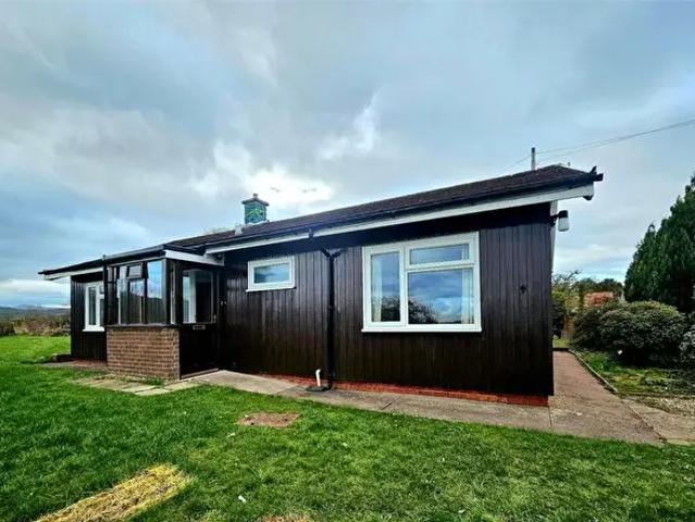 Apartment for rent in Bronllys