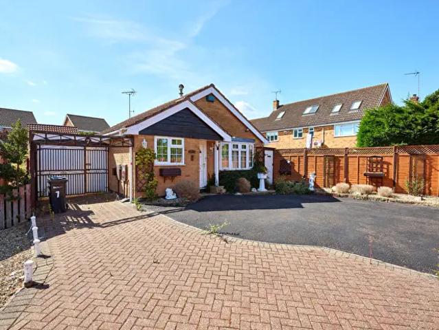 Apartment for rent in Rushden