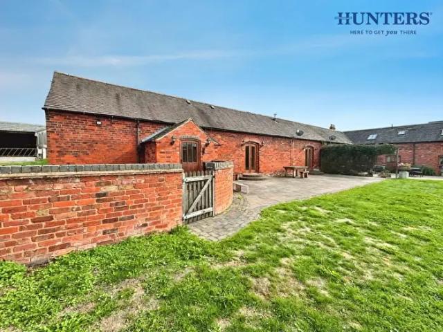 Apartment for rent in Little Hay, Lichfield