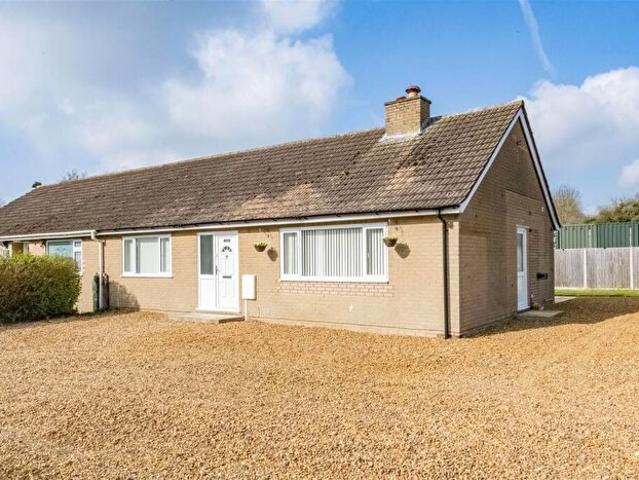 Apartment for rent in Priors Hall Park, Weldon