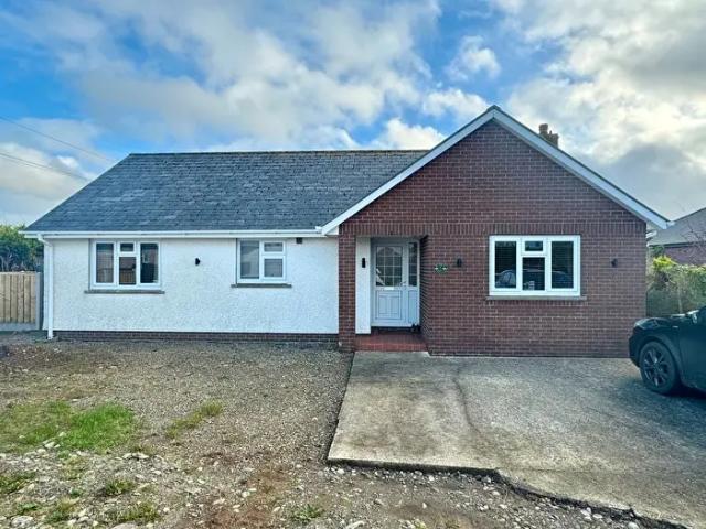 Apartment for rent in Penbryn, Brynhoffnant