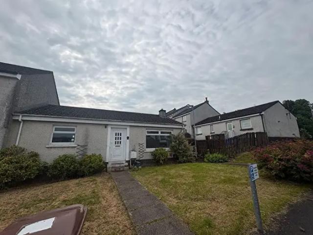 Apartment for rent in Johnstone Castle, Elderslie