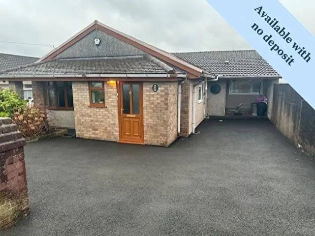 Apartment for rent in Clase, Swansea